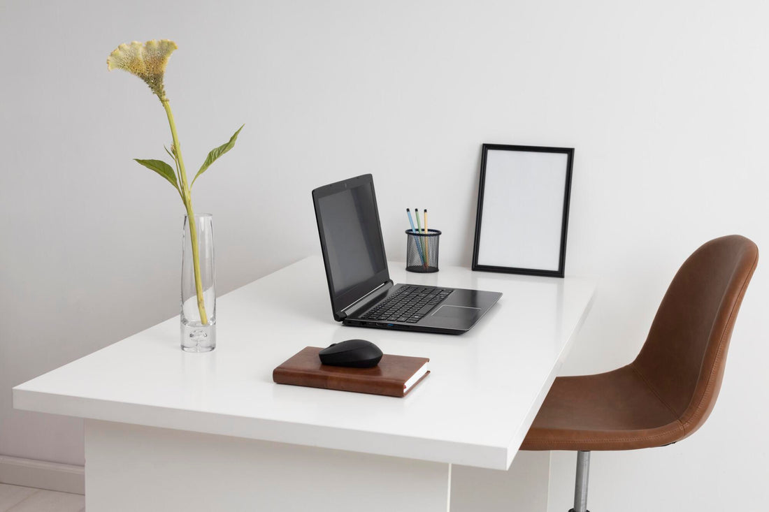 Les Meilleurs Astuces pour un Bureau Minimaliste et Organisé