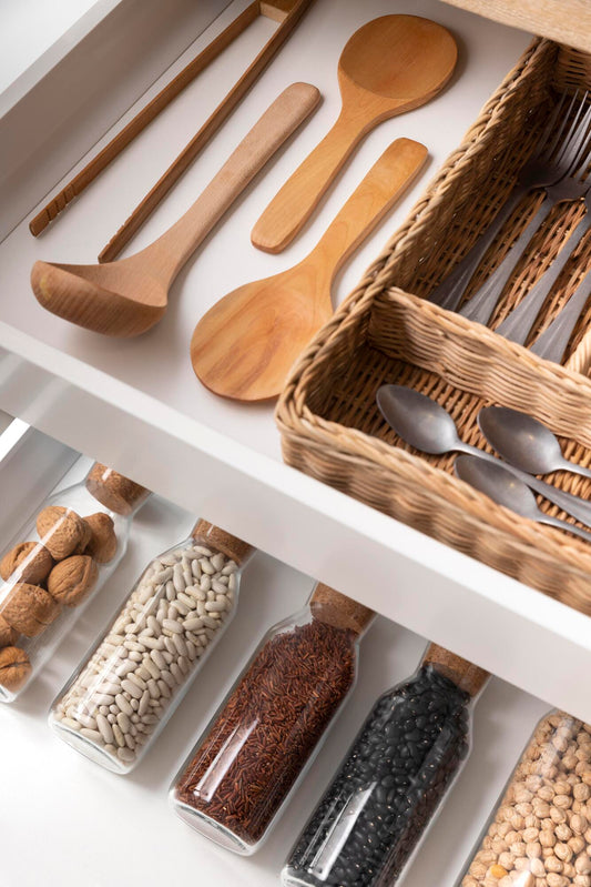 Comment Organiser Sa Cuisine : 8 Conseils Essentiels pour un Espace Fonctionnel