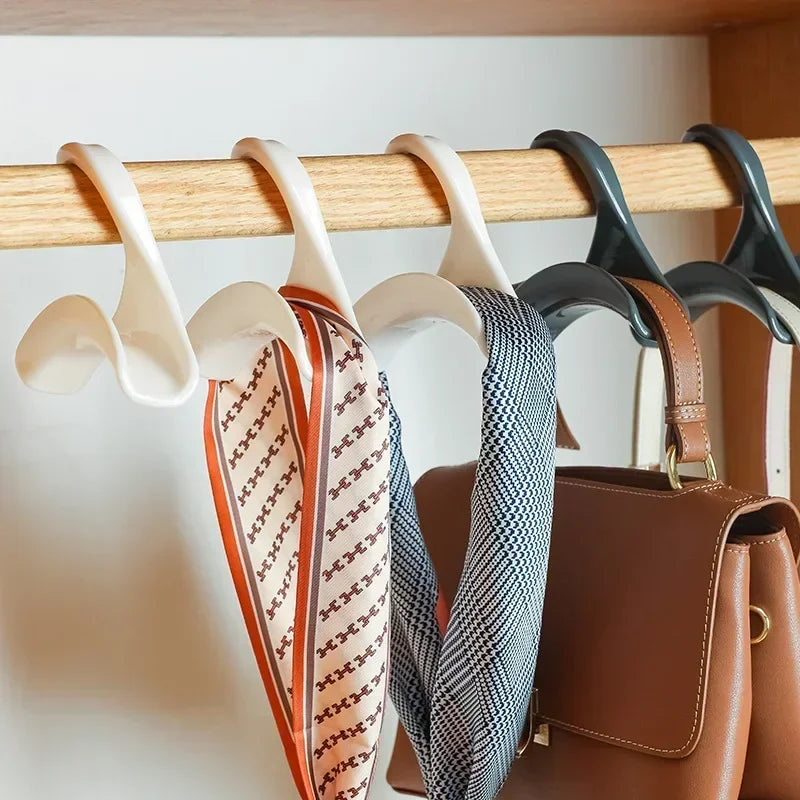 “HangEase” Multifunctional Handbag Holder